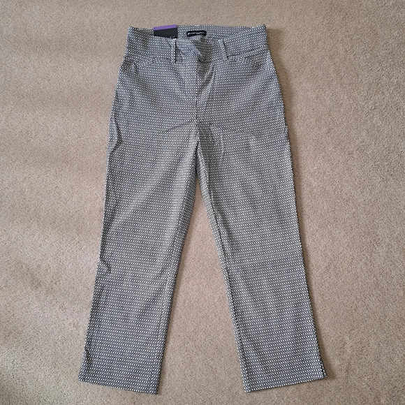 New! Hilary Radley Cropped Pants Black White Size 4 Tummy Control Patterned - Picture 1 of 11